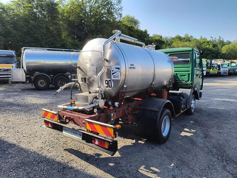 Renault Midliner S135 - ONLY 54 400KM - SMALL TANK 3680L INSULATED INOX - Camion citerne: photos 5 Renault Midliner S135 - ONLY 54 400KM - SMALL TANK 3680L INSULATED INOX - Camion citerne: photos 5