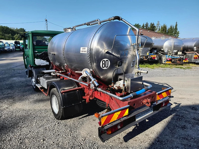 Renault Midliner S135 - ONLY 54 400KM - SMALL TANK 3680L INSULATED INOX en leasing occasion Renault Midliner S135 - ONLY 54 400KM - SMALL TANK 3680L INSULATED INOX: photos 7 Renault Midliner S135 - ONLY 54 400KM - SMALL TANK 3680L INSULATED INOX en leasing occasion Renault Midliner S135 - ONLY 54 400KM - SMALL TANK 3680L INSULATED INOX: photos 7