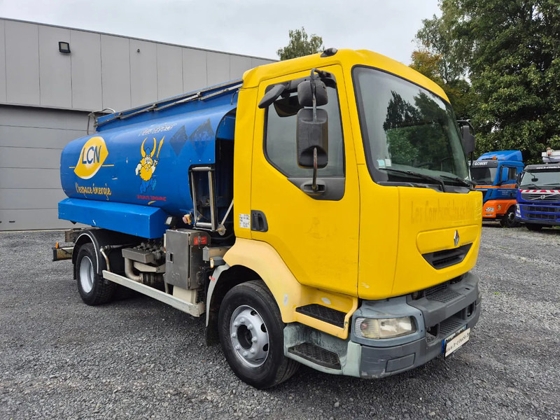 Renault Midlum 220 10500L FUEL / CARBURANT - 4 COMP/A LAMES - Camion citerne: photos 3 Renault Midlum 220 10500L FUEL / CARBURANT - 4 COMP/A LAMES - Camion citerne: photos 3