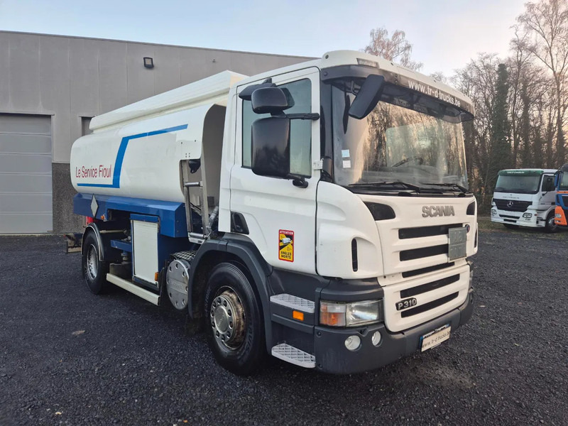 Scania P310 13500L CARBURANT / FUEL - 4 COMP - Camion citerne: photos 3 Scania P310 13500L CARBURANT / FUEL - 4 COMP - Camion citerne: photos 3