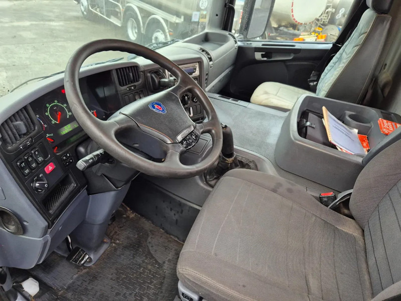 Scania P340 INSULATED INOX TANK 15000L - 1 COMP - RETARDER en leasing occasion Scania P340 INSULATED INOX TANK 15000L - 1 COMP - RETARDER: photos 9 Scania P340 INSULATED INOX TANK 15000L - 1 COMP - RETARDER en leasing occasion Scania P340 INSULATED INOX TANK 15000L - 1 COMP - RETARDER: photos 9