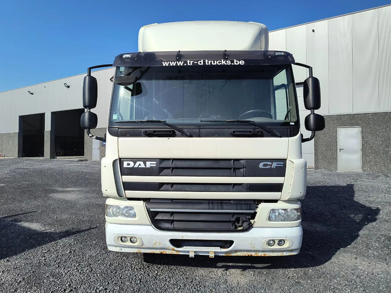 DAF CF 75.310 SPACECAB - BI COOL - VERY GOOD CONDITION - Tracteur routier: photos 2 DAF CF 75.310 SPACECAB - BI COOL - VERY GOOD CONDITION - Tracteur routier: photos 2