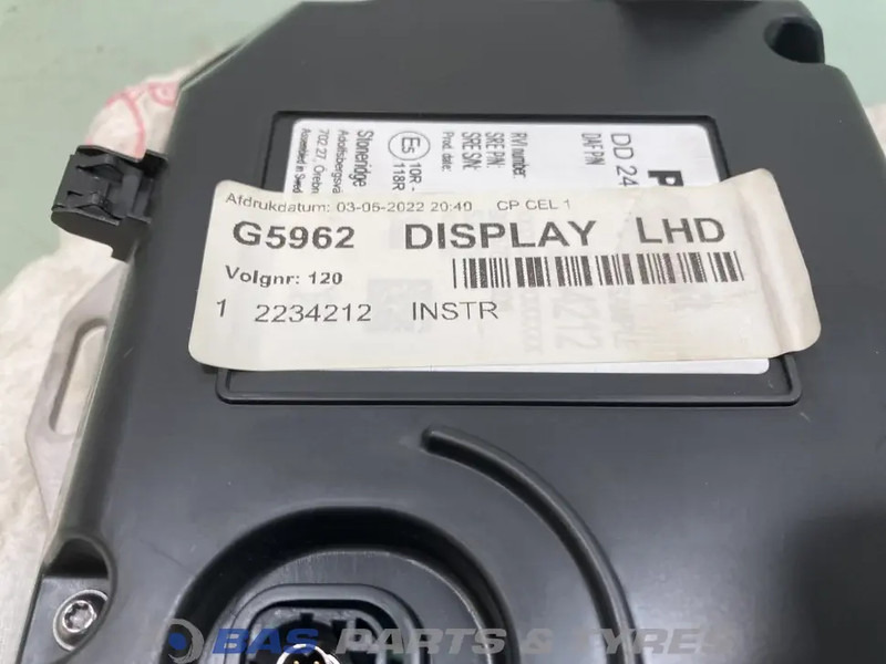 DAF Instrumentenpaneel DAF 2234212 - Panel de instrumentos pour Camion: photos 3 DAF Instrumentenpaneel DAF 2234212 - Panel de instrumentos pour Camion: photos 3