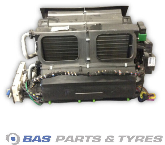 DAF Verwarming DAF 1925735 - Chauffage/ Ventilation pour Camion: photos 1 DAF Verwarming DAF 1925735 - Chauffage/ Ventilation pour Camion: photos 1