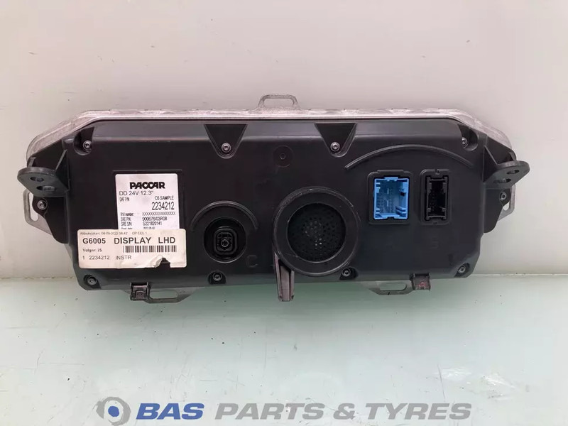 DAF XF G2 Instrumentenpaneel DAF 2234212 - Panel de instrumentos pour Camion: photos 2 DAF XF G2 Instrumentenpaneel DAF 2234212 - Panel de instrumentos pour Camion: photos 2