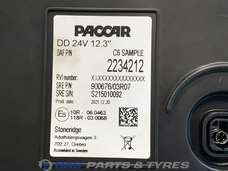 DAF XF G2 Instrumentenpaneel DAF 2234212 - Panel de instrumentos pour Camion: photos 3 DAF XF G2 Instrumentenpaneel DAF 2234212 - Panel de instrumentos pour Camion: photos 3