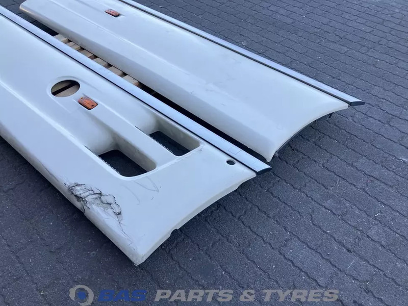 DAF XF105 Sideskirt Set DAF 1655062 - Carrosserie et extérieur pour Camion: photos 2 DAF XF105 Sideskirt Set DAF 1655062 - Carrosserie et extérieur pour Camion: photos 2