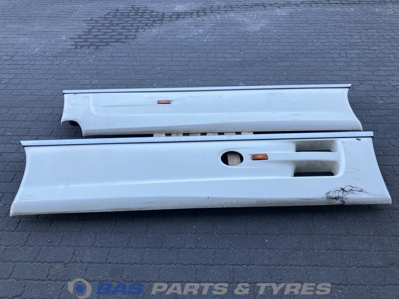 DAF XF105 Sideskirt Set DAF 1655062 - Carrosserie et extérieur pour Camion: photos 1 DAF XF105 Sideskirt Set DAF 1655062 - Carrosserie et extérieur pour Camion: photos 1