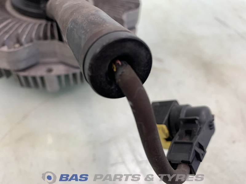 DAF XF106 Koelventilator DAF 1846014 - Ventilateur pour Camion: photos 4 DAF XF106 Koelventilator DAF 1846014 - Ventilateur pour Camion: photos 4