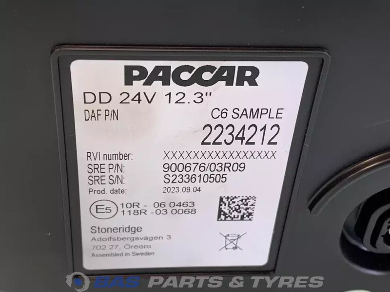 DAF XG Instrumentenpaneel DAF 2234212 - Panel de instrumentos pour Camion: photos 3 DAF XG Instrumentenpaneel DAF 2234212 - Panel de instrumentos pour Camion: photos 3
