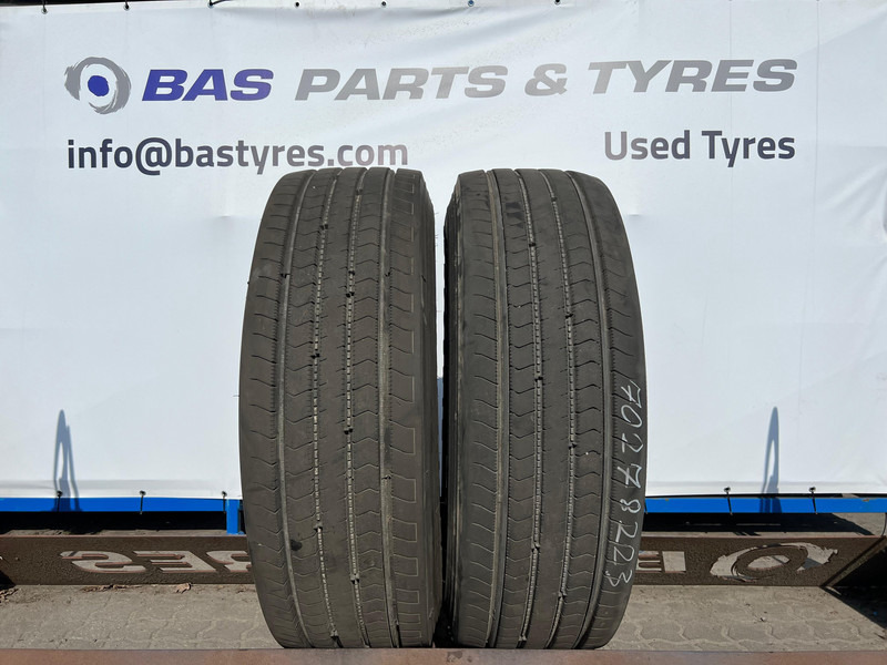 Firestone Firestone 315/70R22.5 FS422+ 154/150 M+S 3PMSF gebruikte set - Pneu pour Camion: photos 1 Firestone Firestone 315/70R22.5 FS422+ 154/150 M+S 3PMSF gebruikte set - Pneu pour Camion: photos 1