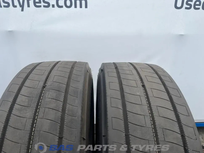 Firestone Firestone 315/70R22.5 FS424 EVO 156/150 M+S 3PMSF gebruikte set - Pneu pour Camion: photos 2 Firestone Firestone 315/70R22.5 FS424 EVO 156/150 M+S 3PMSF gebruikte set - Pneu pour Camion: photos 2