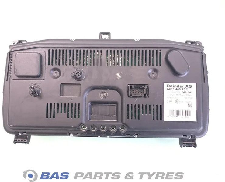 Mercedes-Benz Actros MP4 - Panel de instrumentos pour Camion: photos 2 Mercedes-Benz Actros MP4 - Panel de instrumentos pour Camion: photos 2