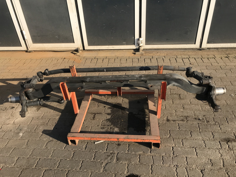 Mercedes-Benz Mercedes F-7.5/C22.5 Vooras A 960 331 17 01 - Essieu avant pour Camion: photos 1 Mercedes-Benz Mercedes F-7.5/C22.5 Vooras A 960 331 17 01 - Essieu avant pour Camion: photos 1