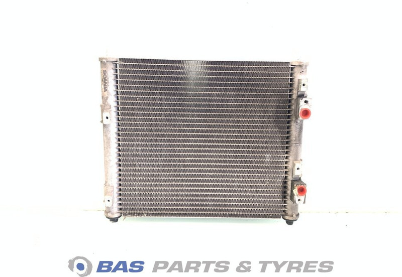 Scania Condensator Scania 2187711 - Pièce de climatisation pour Camion: photos 2 Scania Condensator Scania 2187711 - Pièce de climatisation pour Camion: photos 2