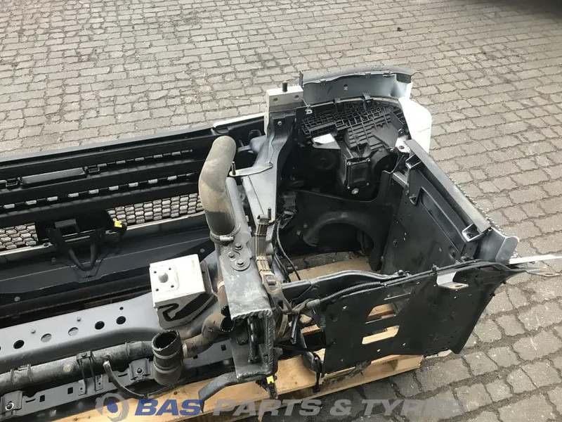 Scania P-Serie NextGen Bumper Scania 2307678 - Pare-chocs pour Camion: photos 5 Scania P-Serie NextGen Bumper Scania 2307678 - Pare-chocs pour Camion: photos 5