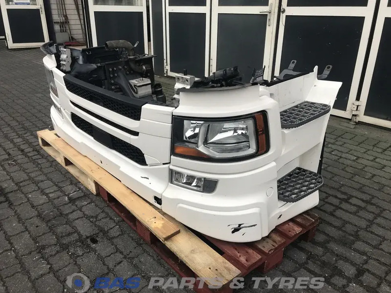 Scania P-Serie NextGen Bumper Scania 2307678 - Pare-chocs pour Camion: photos 2 Scania P-Serie NextGen Bumper Scania 2307678 - Pare-chocs pour Camion: photos 2