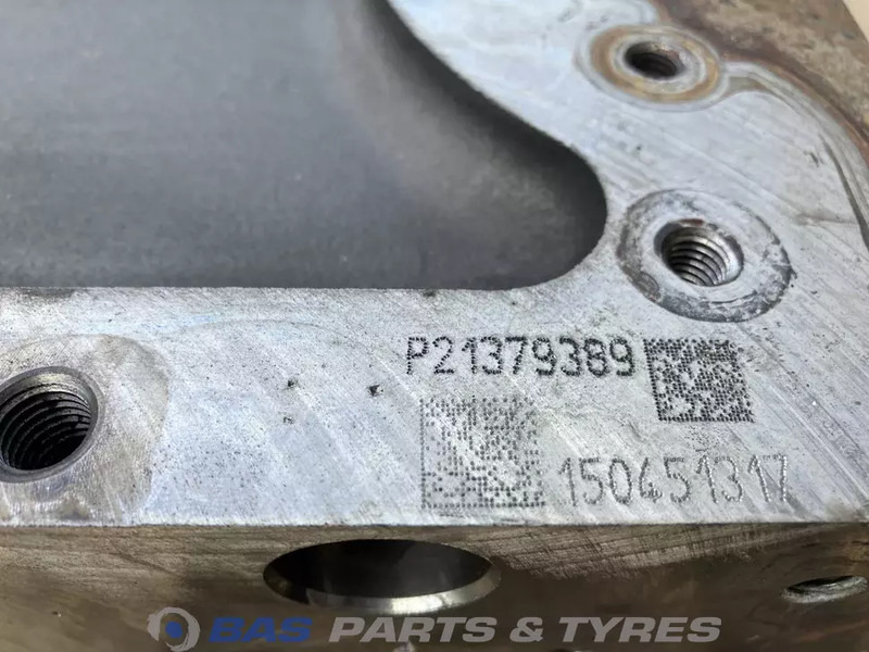Volvo Cilinderkop Volvo D11K 410 21379389 - Bloc-cylindres pour Camion: photos 5 Volvo Cilinderkop Volvo D11K 410 21379389 - Bloc-cylindres pour Camion: photos 5