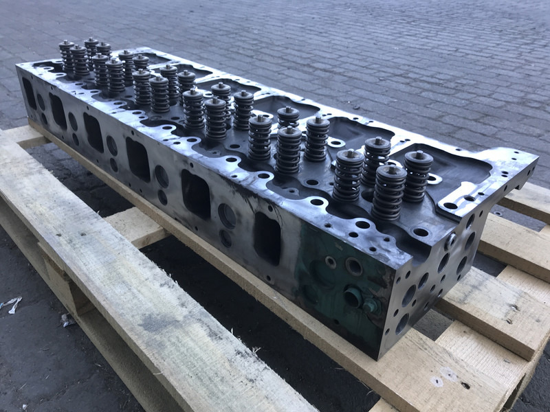 Volvo Cilinderkop Volvo D13K 460 21368560 - Bloc-cylindres pour Camion: photos 2 Volvo Cilinderkop Volvo D13K 460 21368560 - Bloc-cylindres pour Camion: photos 2