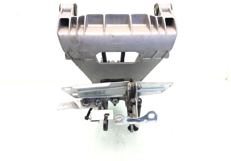 Volvo FH2/FM2 & FH3/FM3 Stuurkolom Volvo 20529379 - Colonne de direction pour Camion: photos 3 Volvo FH2/FM2 & FH3/FM3 Stuurkolom Volvo 20529379 - Colonne de direction pour Camion: photos 3