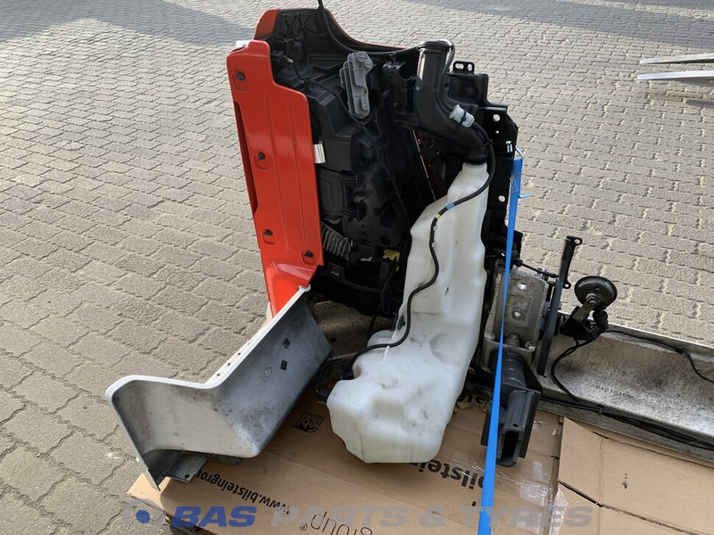 Volvo FH4 Bumper Volvo 78670304 - Pare-chocs pour Camion: photos 4 Volvo FH4 Bumper Volvo 78670304 - Pare-chocs pour Camion: photos 4