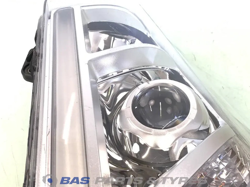 Volvo FH4 Koplamp Links 21221142 - Feu avant pour Camion: photos 3 Volvo FH4 Koplamp Links 21221142 - Feu avant pour Camion: photos 3