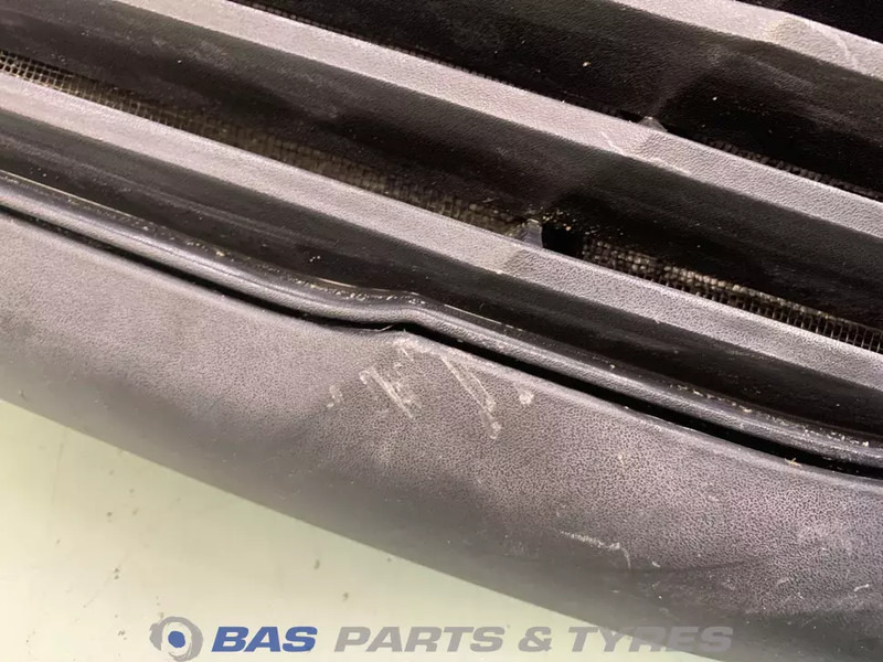 Volvo FH4 Luchtinlaat Volvo 21174442 - Système d'admission d'air pour Camion: photos 3 Volvo FH4 Luchtinlaat Volvo 21174442 - Système d'admission d'air pour Camion: photos 3