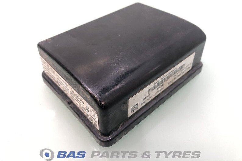 Volvo FH4 Regeleenheid Botswaarschuwing Volvo 21719200 - Lumière/ Éclairage pour Camion: photos 4 Volvo FH4 Regeleenheid Botswaarschuwing Volvo 21719200 - Lumière/ Éclairage pour Camion: photos 4