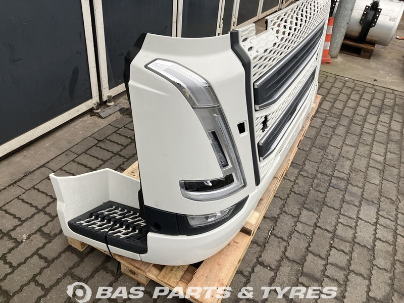 Volvo FH4B - Pare-chocs pour Camion: photos 3 Volvo FH4B - Pare-chocs pour Camion: photos 3