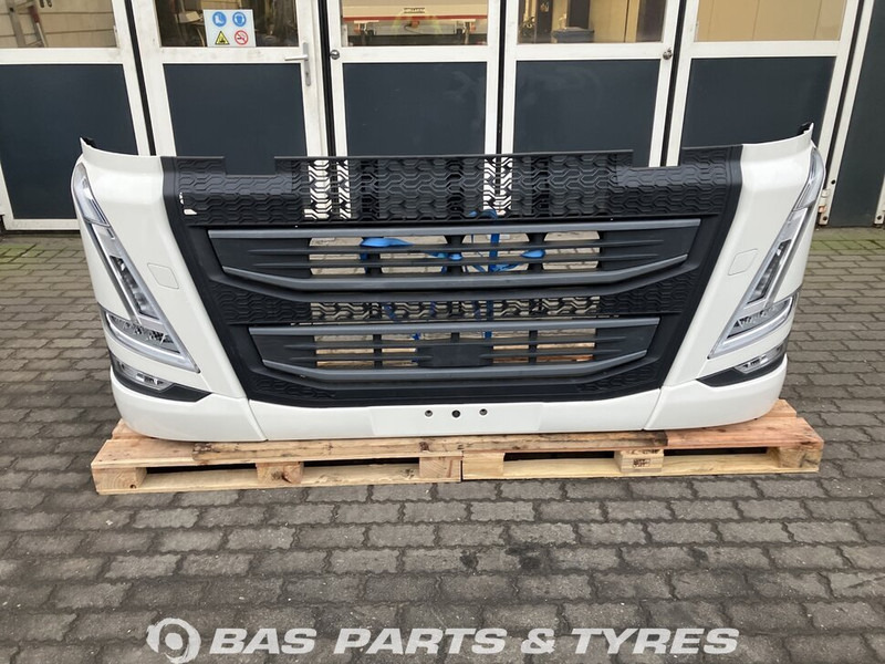 Volvo FH4B - Pare-chocs pour Camion: photos 1 Volvo FH4B - Pare-chocs pour Camion: photos 1