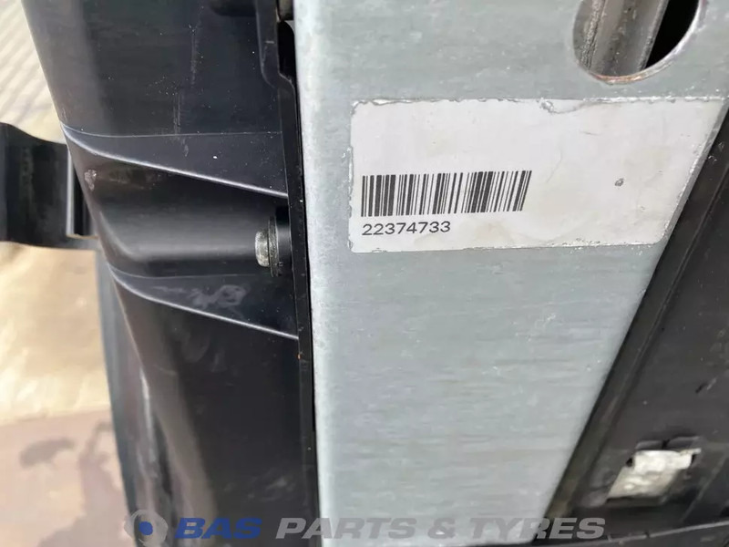 Volvo FM4 - Radiateur pour Camion: photos 3 Volvo FM4 - Radiateur pour Camion: photos 3