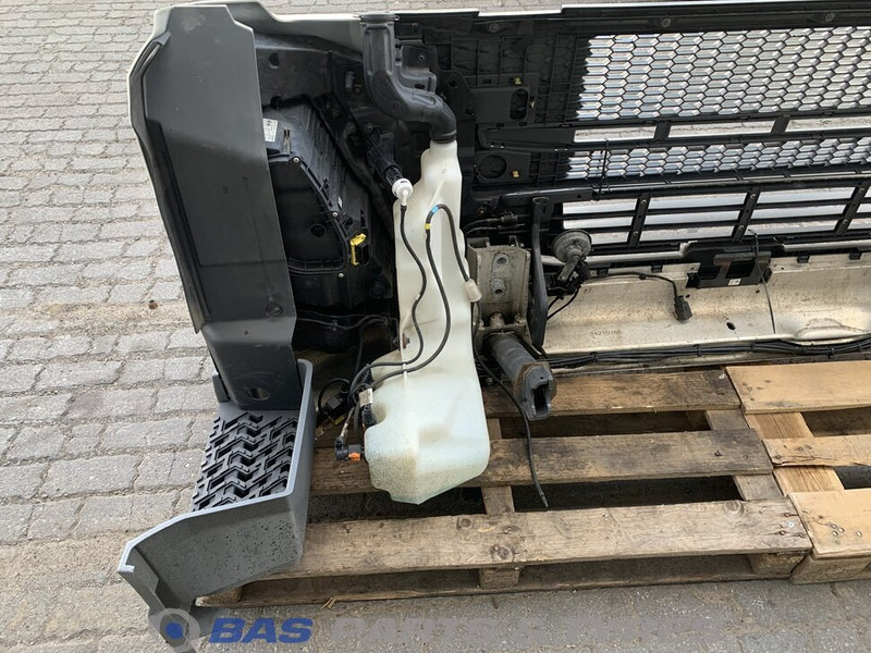 Volvo FM5 Bumper Volvo 78670304 - Pare-chocs pour Camion: photos 4 Volvo FM5 Bumper Volvo 78670304 - Pare-chocs pour Camion: photos 4