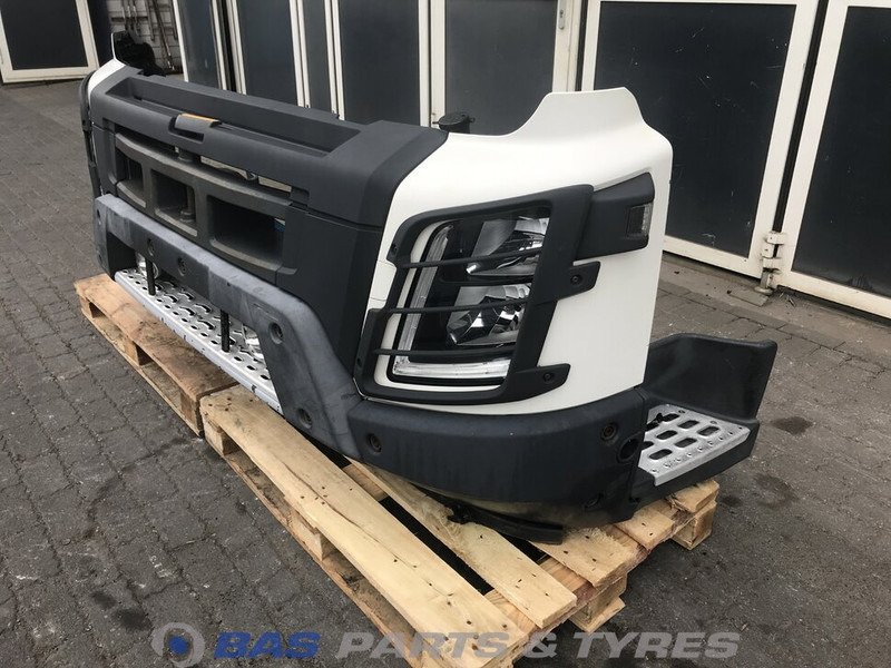 Volvo FMX Euro 6 Bumper Volvo 82422759 - Pare-chocs pour Camion: photos 2 Volvo FMX Euro 6 Bumper Volvo 82422759 - Pare-chocs pour Camion: photos 2