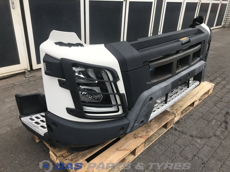 Volvo FMX Euro 6 Bumper Volvo 82422759 - Pare-chocs pour Camion: photos 3 Volvo FMX Euro 6 Bumper Volvo 82422759 - Pare-chocs pour Camion: photos 3