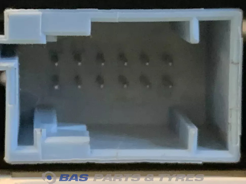 Volvo FMX Euro 6 Instrumentenpaneel Volvo 21589170 - Panel de instrumentos pour Camion: photos 3 Volvo FMX Euro 6 Instrumentenpaneel Volvo 21589170 - Panel de instrumentos pour Camion: photos 3