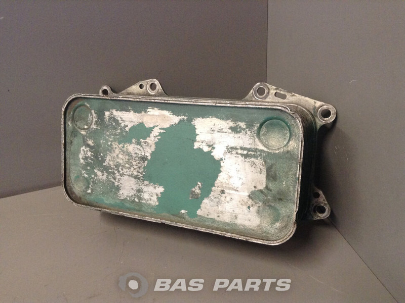 Volvo Oliekoeler Volvo 20794112 - Radiateur d'huile pour Camion: photos 3 Volvo Oliekoeler Volvo 20794112 - Radiateur d'huile pour Camion: photos 3
