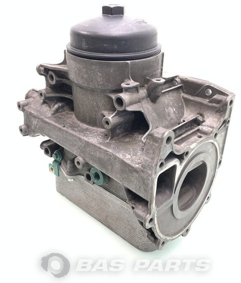 Volvo Oliekoeler Volvo 20860484 - Radiateur d'huile pour Camion: photos 2 Volvo Oliekoeler Volvo 20860484 - Radiateur d'huile pour Camion: photos 2