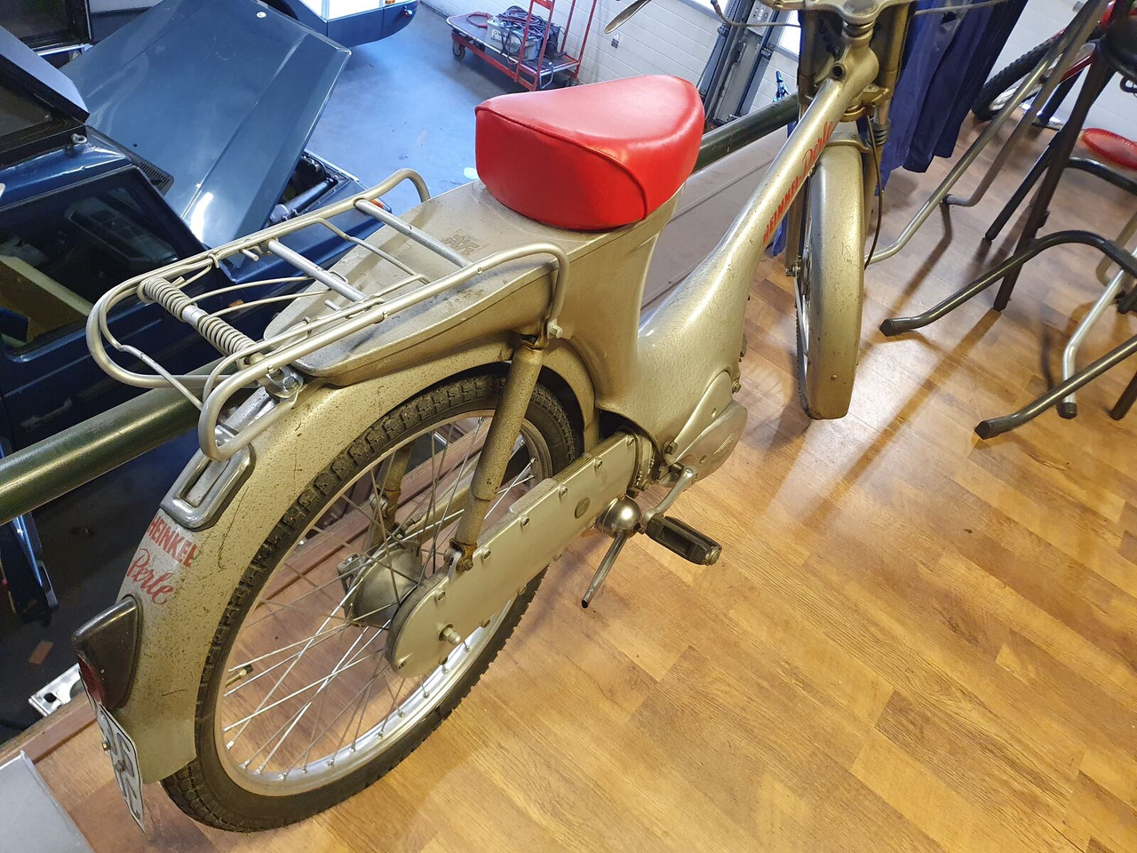 Heinkel Perle bromfiets - Autre matériel: photos 2 Heinkel Perle bromfiets - Autre matériel: photos 2