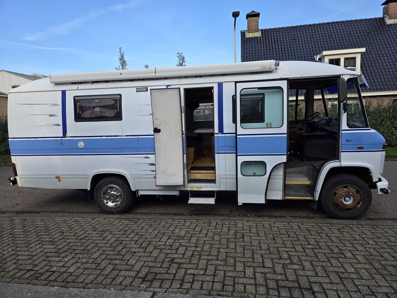 Mercedes-Benz 613D O309 oldtimer buscamper - Fourgon aménagé: photos 3 Mercedes-Benz 613D O309 oldtimer buscamper - Fourgon aménagé: photos 3