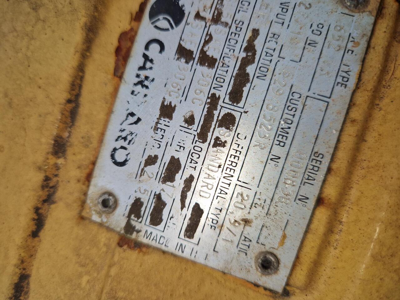 EJES CARRARO 852 FR PAR CASE 1288 - Essieu et pièces pour Engins de chantier: photos 2 EJES CARRARO 852 FR PAR CASE 1288 - Essieu et pièces pour Engins de chantier: photos 2