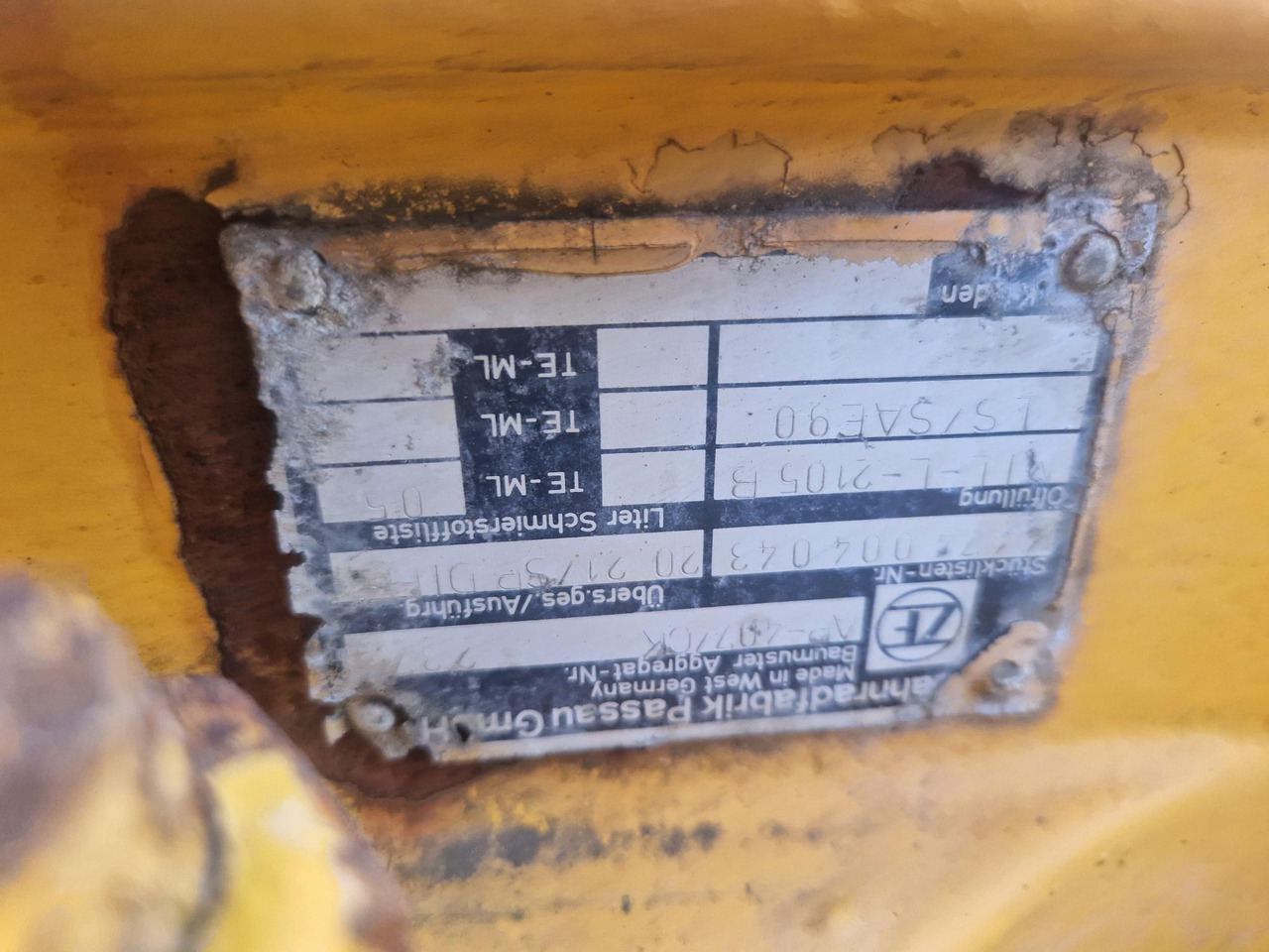 EJES ZF 407 CK y ZF409 DK Liebherr L531 - Essieu et pièces pour Engins de chantier: photos 2 EJES ZF 407 CK y ZF409 DK Liebherr L531 - Essieu et pièces pour Engins de chantier: photos 2