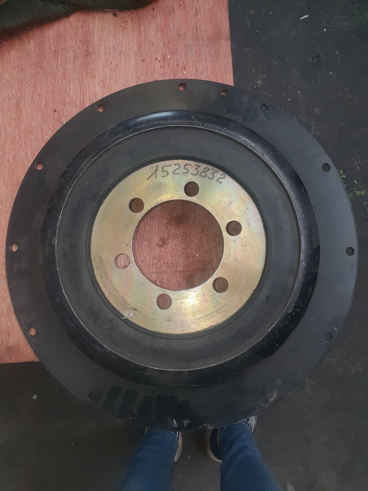 DAMPER COUPLING 15253832 TEREX TR35 - Pièces de rechange pour Tombereau rigide: photos 2 DAMPER COUPLING 15253832 TEREX TR35 - Pièces de rechange pour Tombereau rigide: photos 2