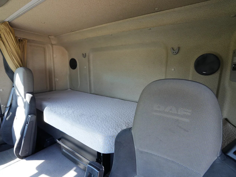 DAF CF 85 FAN Kraanwagen met bak, 47 t. HMF kraan en leasing occasion DAF CF 85 FAN Kraanwagen met bak, 47 t. HMF kraan: photos 18