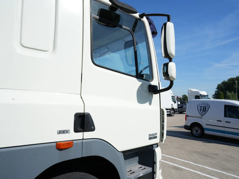 DAF CF 85 FAN Kraanwagen met bak, 47 t. HMF kraan en leasing occasion DAF CF 85 FAN Kraanwagen met bak, 47 t. HMF kraan: photos 14