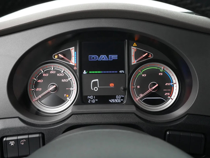 Tracteur routier DAF XF 480 FT Super Space Cab, 2x Tanks: photos 18