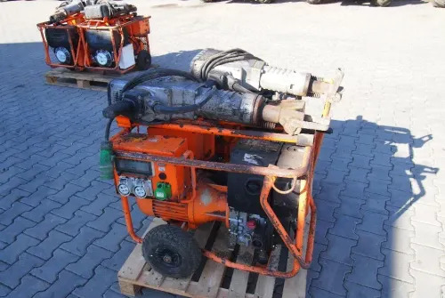 Agregat Bosch 2006 i Młot do kucia - Matériel de chantier: photos 4 Agregat Bosch 2006 i Młot do kucia - Matériel de chantier: photos 4