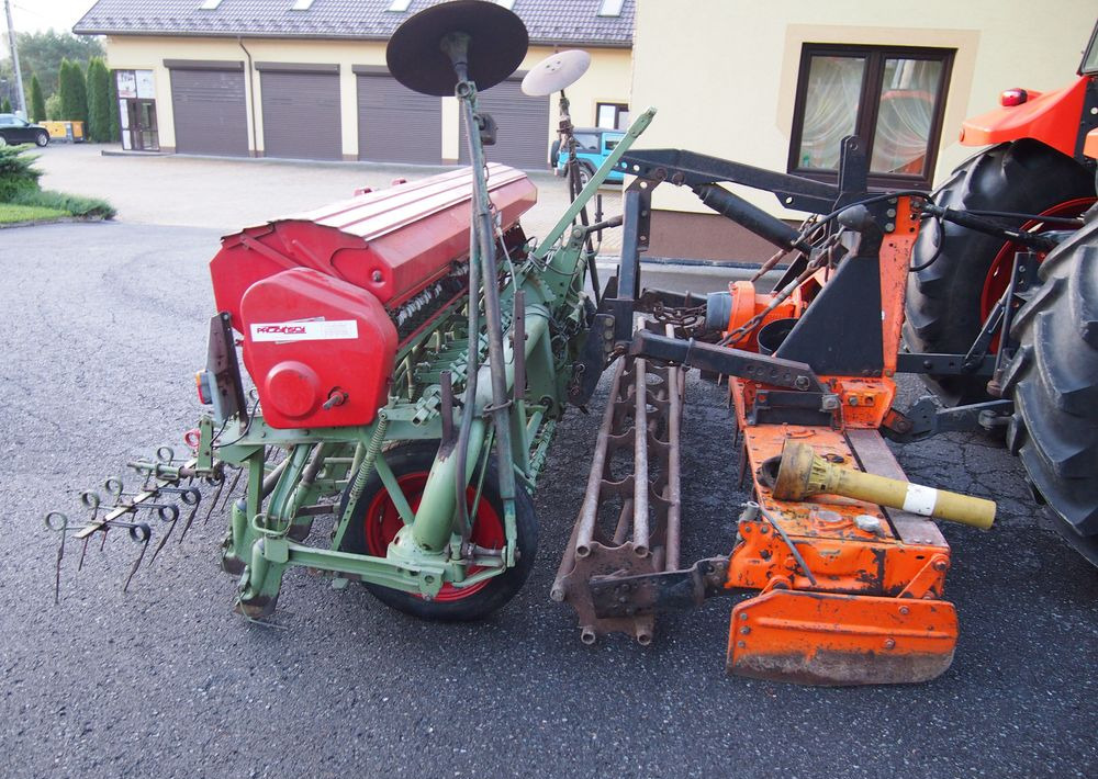 Combiné de semis Agregat uprawowo-siewny Maschio 300 1998 Agregat uprawowo-siewny Maschio Nodet: photos 7 Combiné de semis Agregat uprawowo-siewny Maschio 300 1998 Agregat uprawowo-siewny Maschio Nodet: photos 7