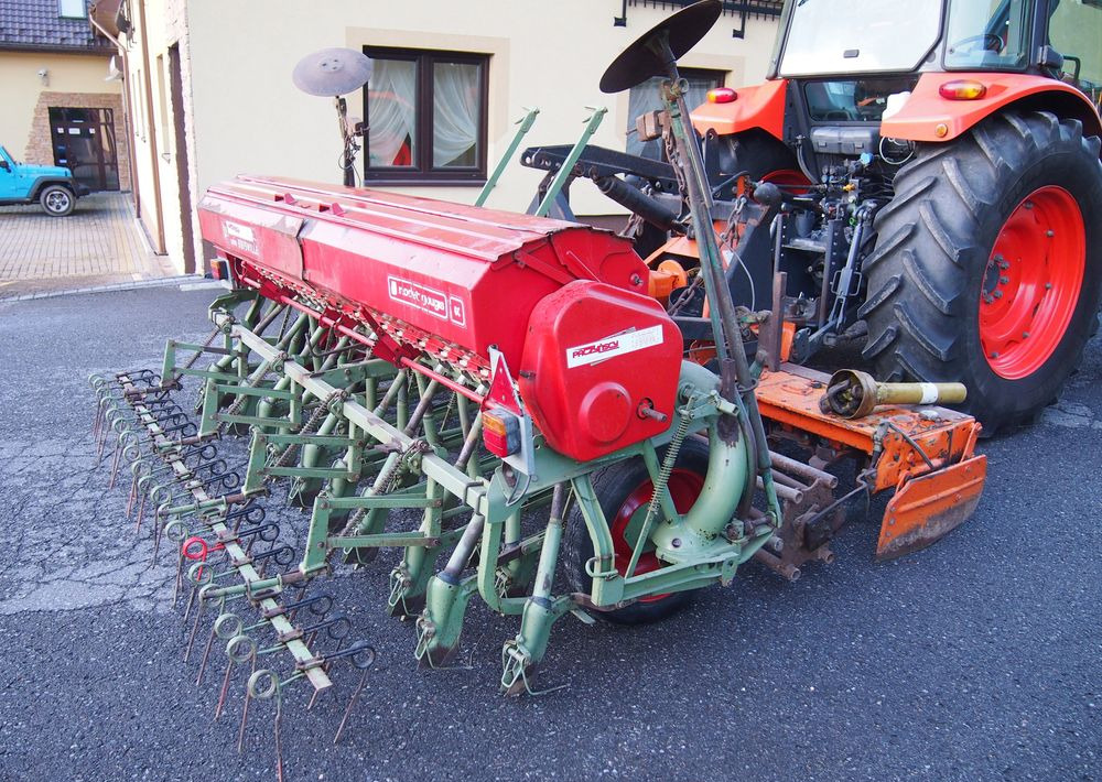 Combiné de semis Agregat uprawowo-siewny Maschio 300 1998 Agregat uprawowo-siewny Maschio Nodet: photos 8 Combiné de semis Agregat uprawowo-siewny Maschio 300 1998 Agregat uprawowo-siewny Maschio Nodet: photos 8