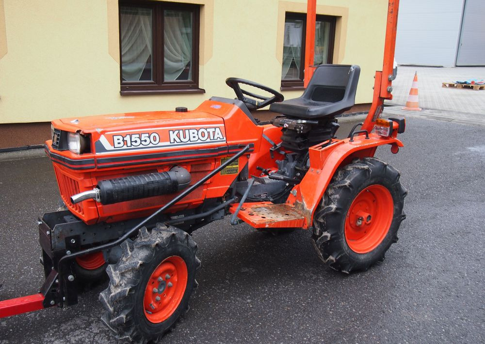 Tracteur agricole Ciągnik Kubota B1550 1994 traktorek KUBOTA 4x4 19KM: photos 11