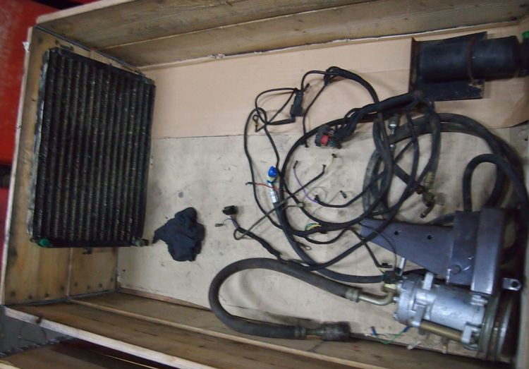 Części do Ciągnika Massey Ferguson MF 3000, 6000 Klimatyzacja do ciągnika MF 3000 - Chauffage/ Ventilation pour Machine agricole: photos 1 Części do Ciągnika Massey Ferguson MF 3000, 6000 Klimatyzacja do ciągnika MF 3000 - Chauffage/ Ventilation pour Machine agricole: photos 1